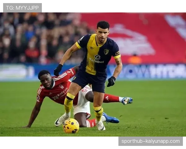 伯恩茅斯中路渗透战术奏效 伊劳拉重兵囤积完美限制红魔反击